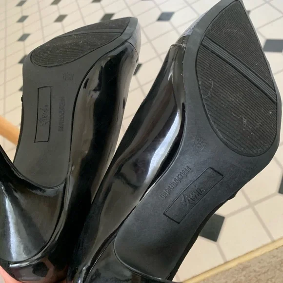 FIONI Black Heels NEW ,SIZE 8.5 - Picture 9 of 10
